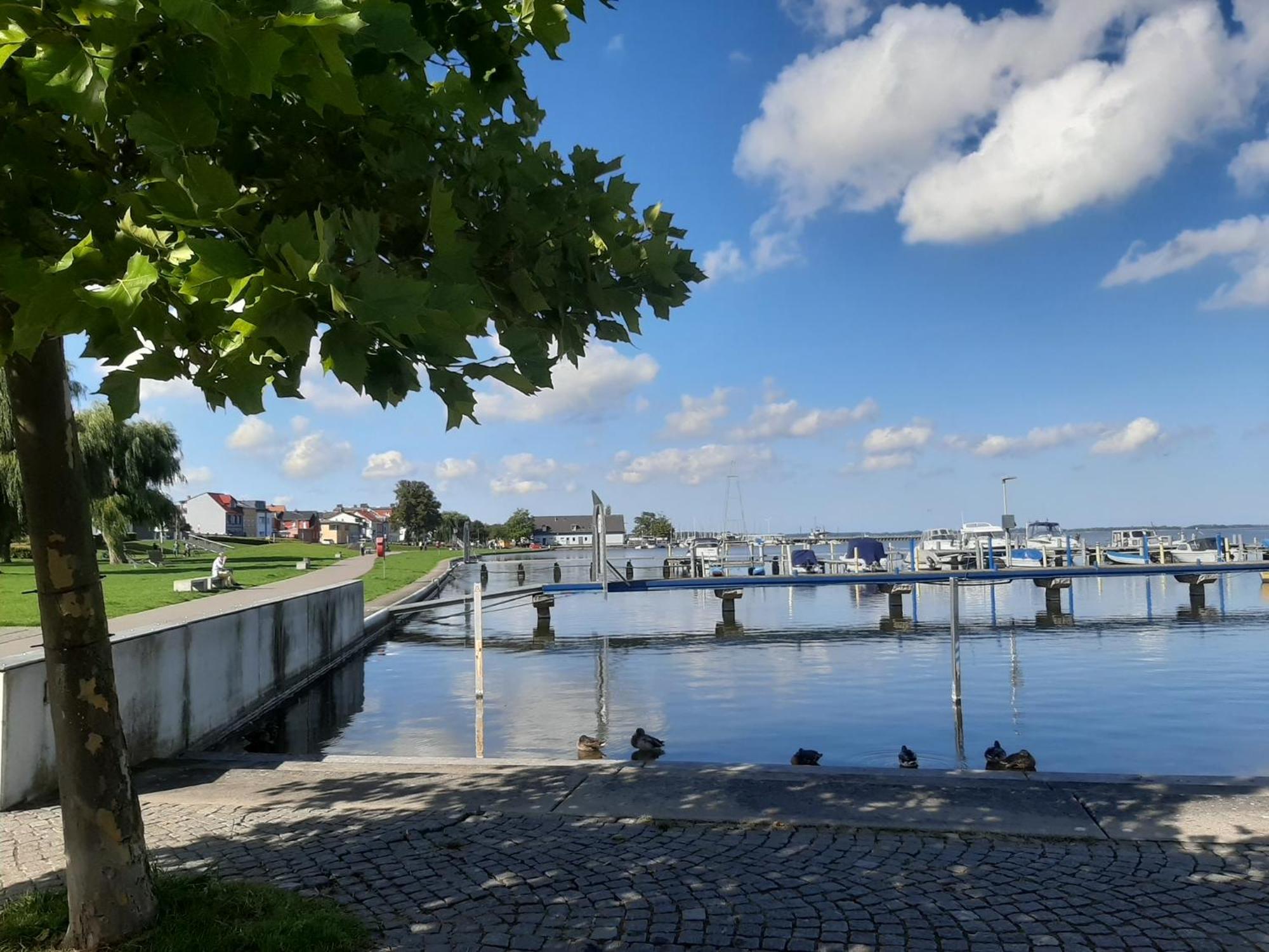 Hotel Perle Am Bodden Ribnitz-Damgarten Exterior photo